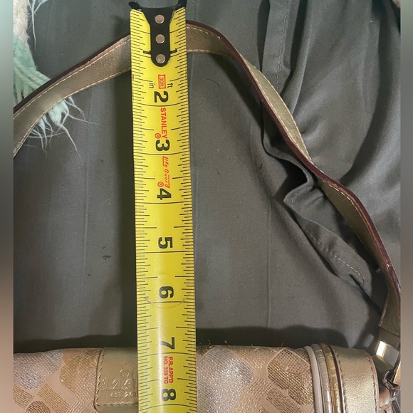 L.A.M.B. by Gwen Stefani Metallic Gold Handbag. Gold and Silver Metallic Glam - Picture 12 of 16